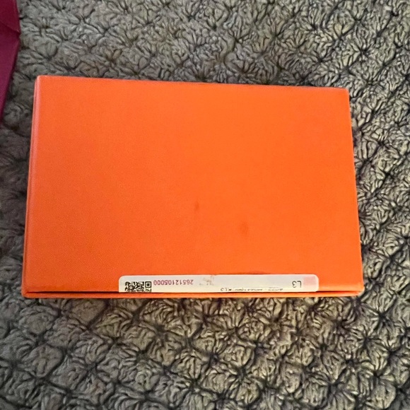 (SOLD) Hermes calvi card holder - Picture 10 of 11